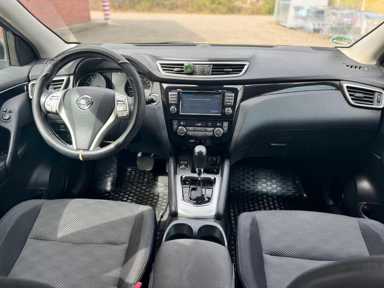 Nissan Qashqai 1.2 DIG-T N-Connecta