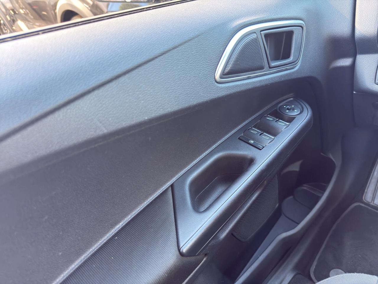 Ford B-Max 1.4 90 CV GPL Plus