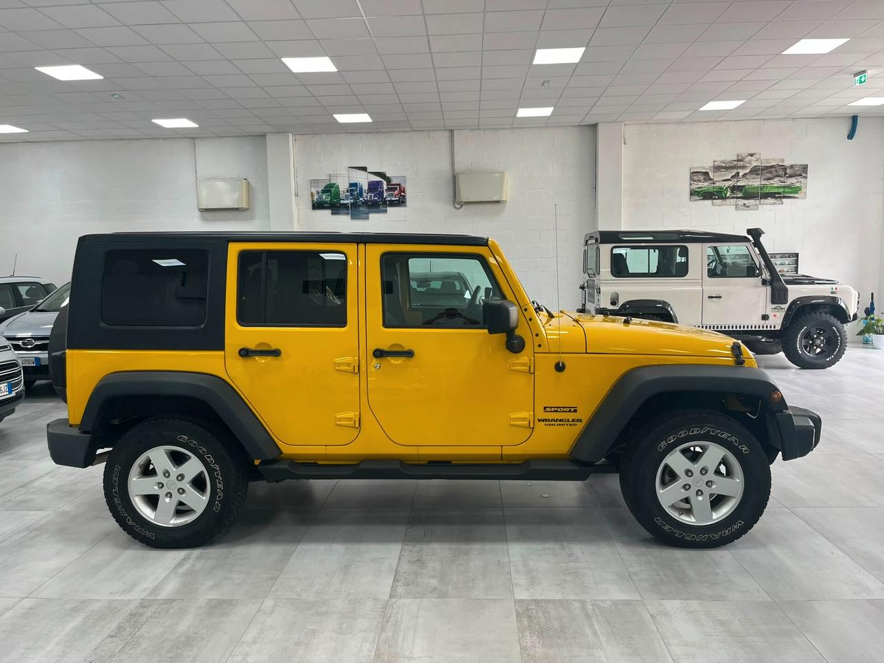 Jeep Wrangler Unlimited 2.8 CRD DPF Sport Auto