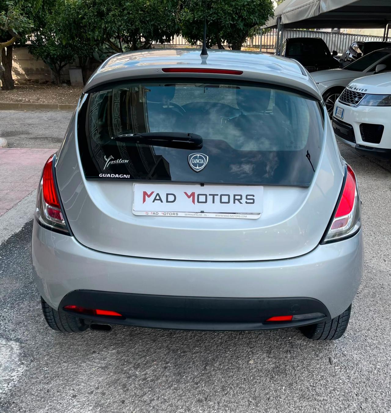 Lancia Ypsilon 1.2 69 CV 5 porte S&S Silver