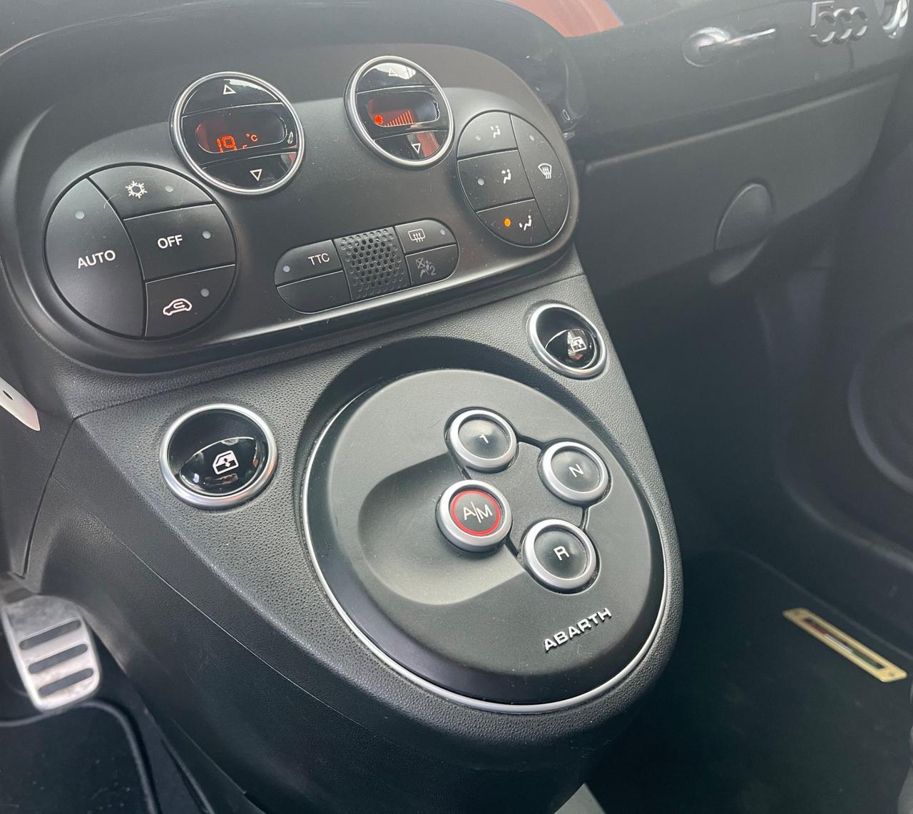 Abarth 595 1.4 T-Jet 165 CV Scorpioneoro-km65000-