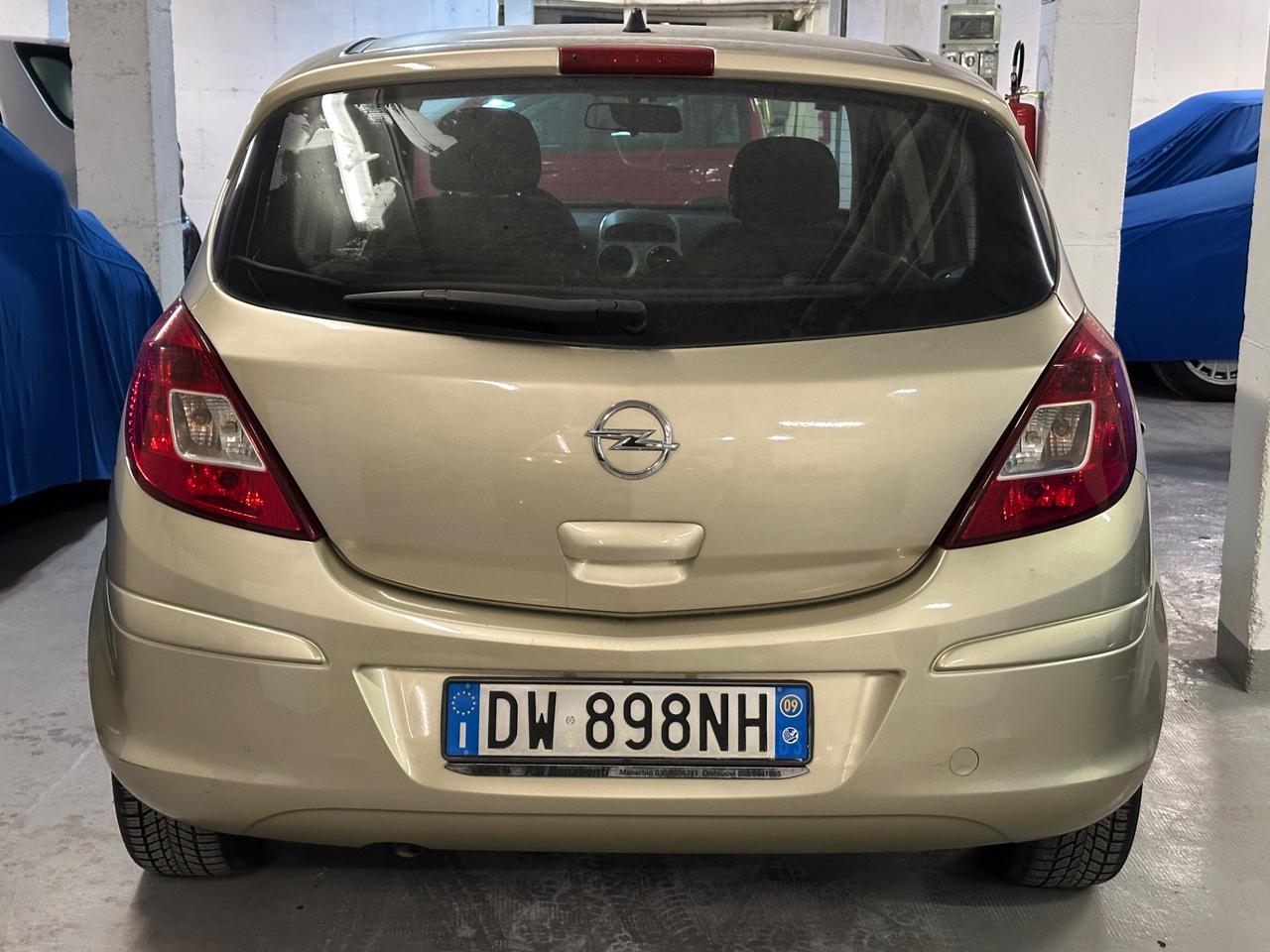 Opel Corsa 1.2 5 porte Enjoy