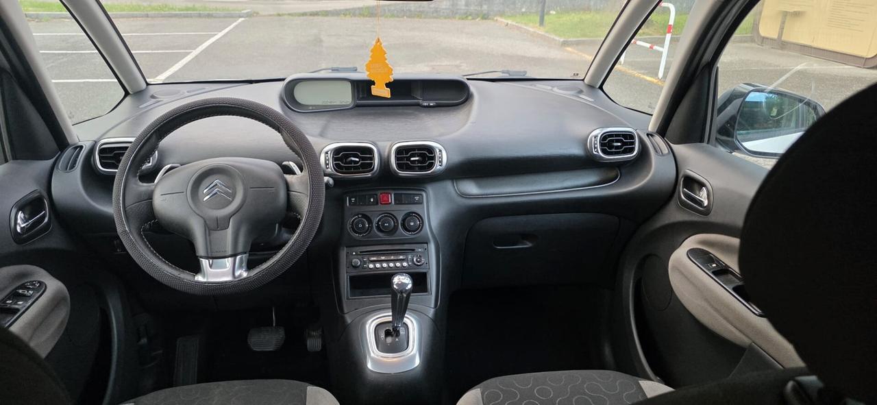 Citroen C4 Picasso White