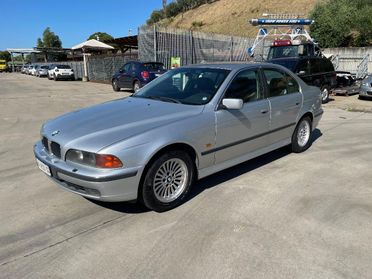 BMW - Serie 5 - 523i 24V Attiva