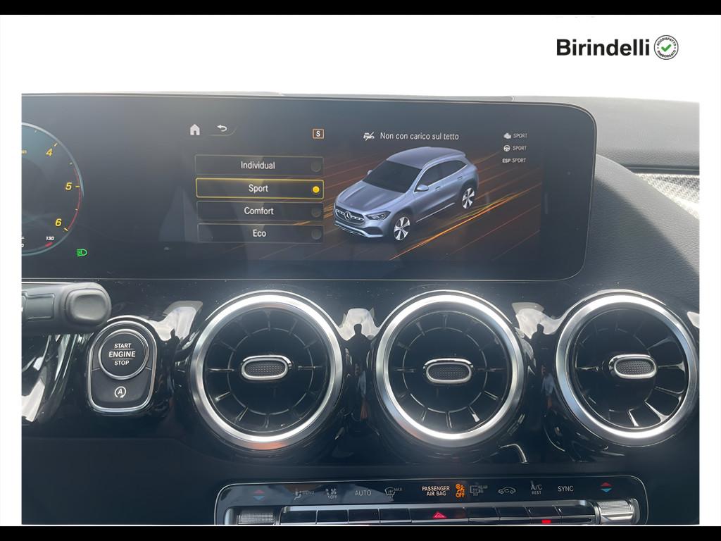 Mercedes-Benz GLA (H247) - GLA 180 d Automatic Premium