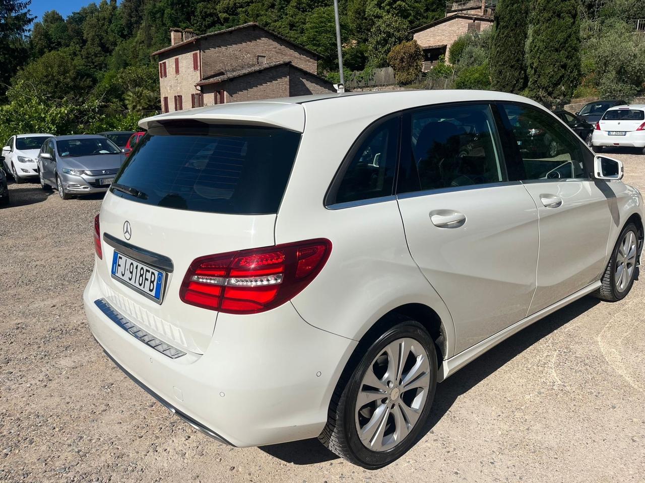 Mercedes-benz B 200 d Automatic Premium