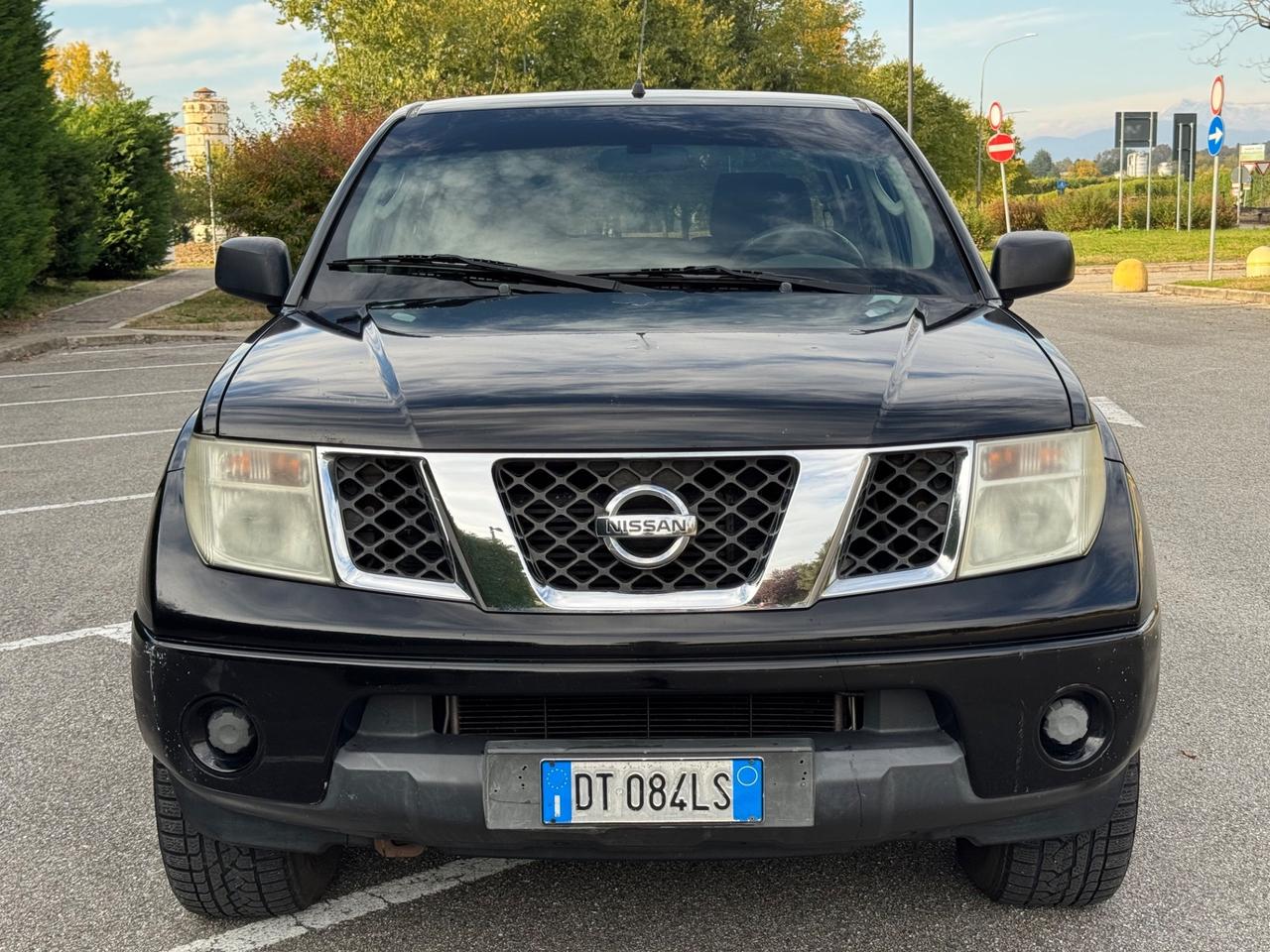 Nissan Navara 2.5 dCi Doppia Cabina 5 Posti