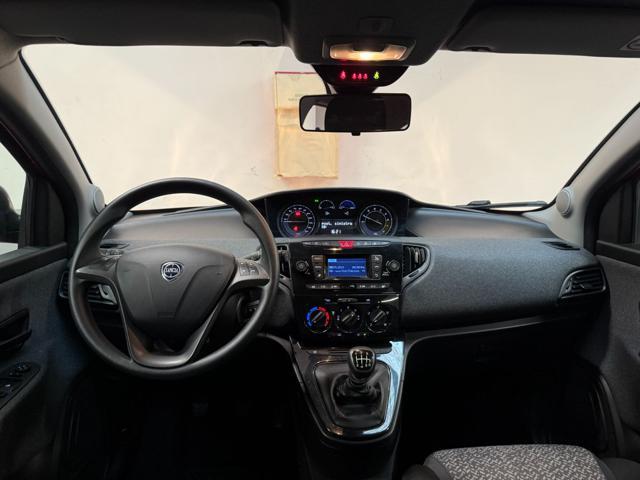 LANCIA Ypsilon 1.0 FireFly 5 porte S&S Hybrid Silver