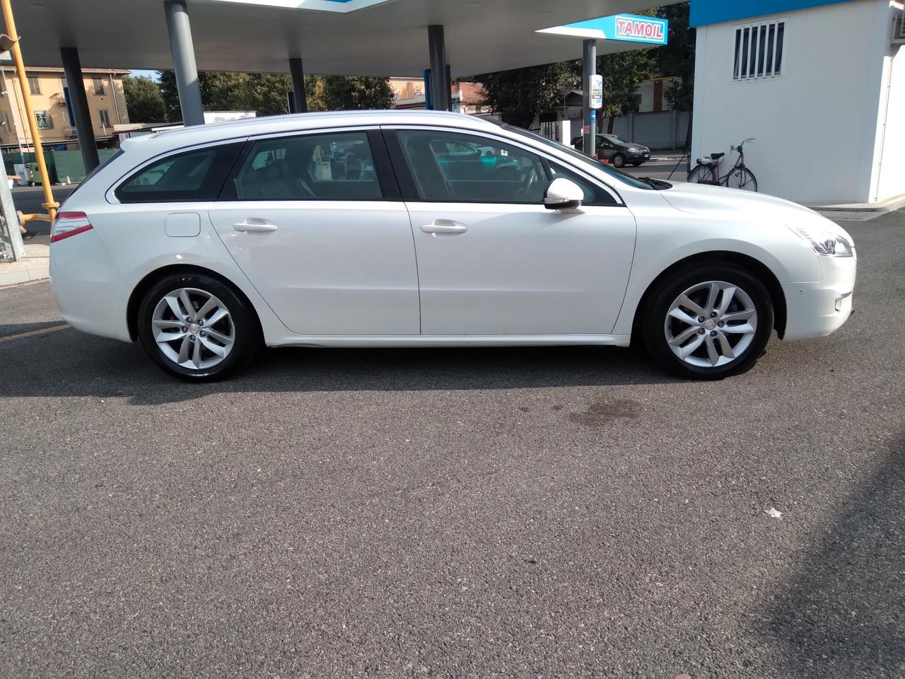 Peugeot 508 2.0 HDi 140CV SW Ciel Allure x neopatentati