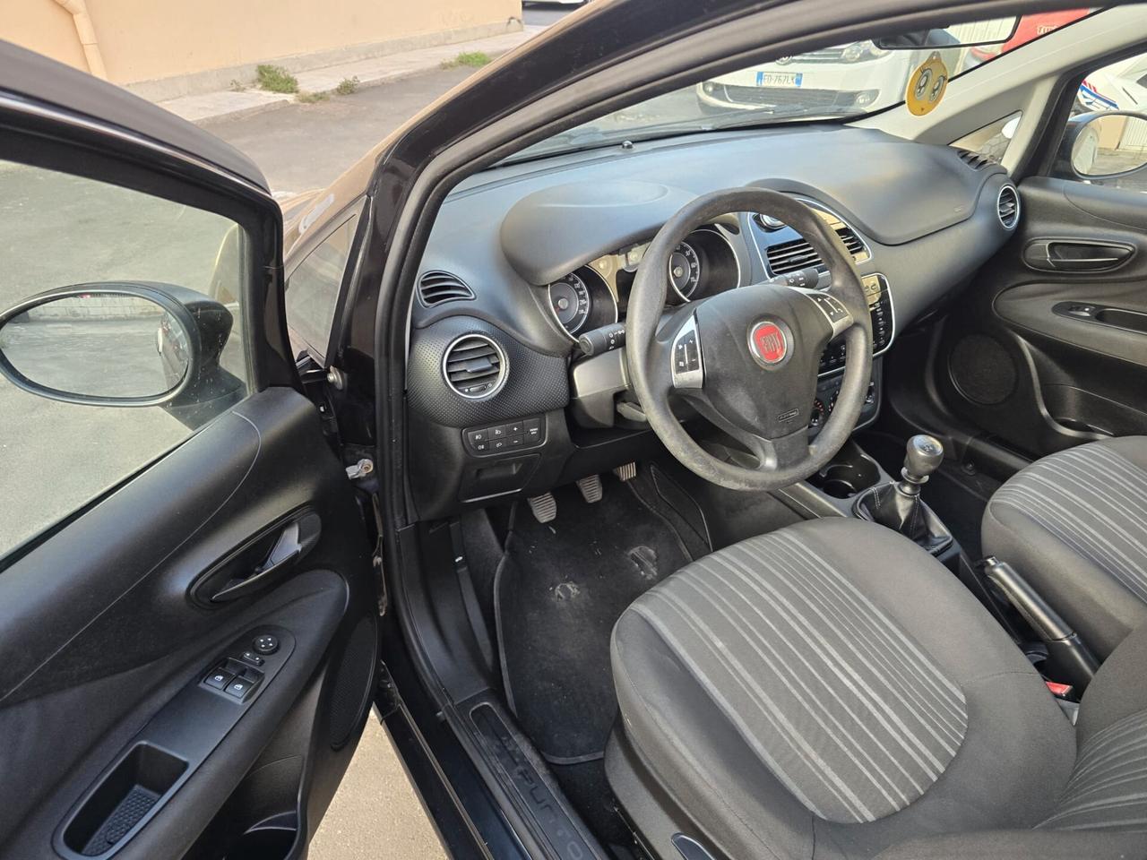 Fiat Punto 1.2 8V 5 porte dynamyc neopatentati