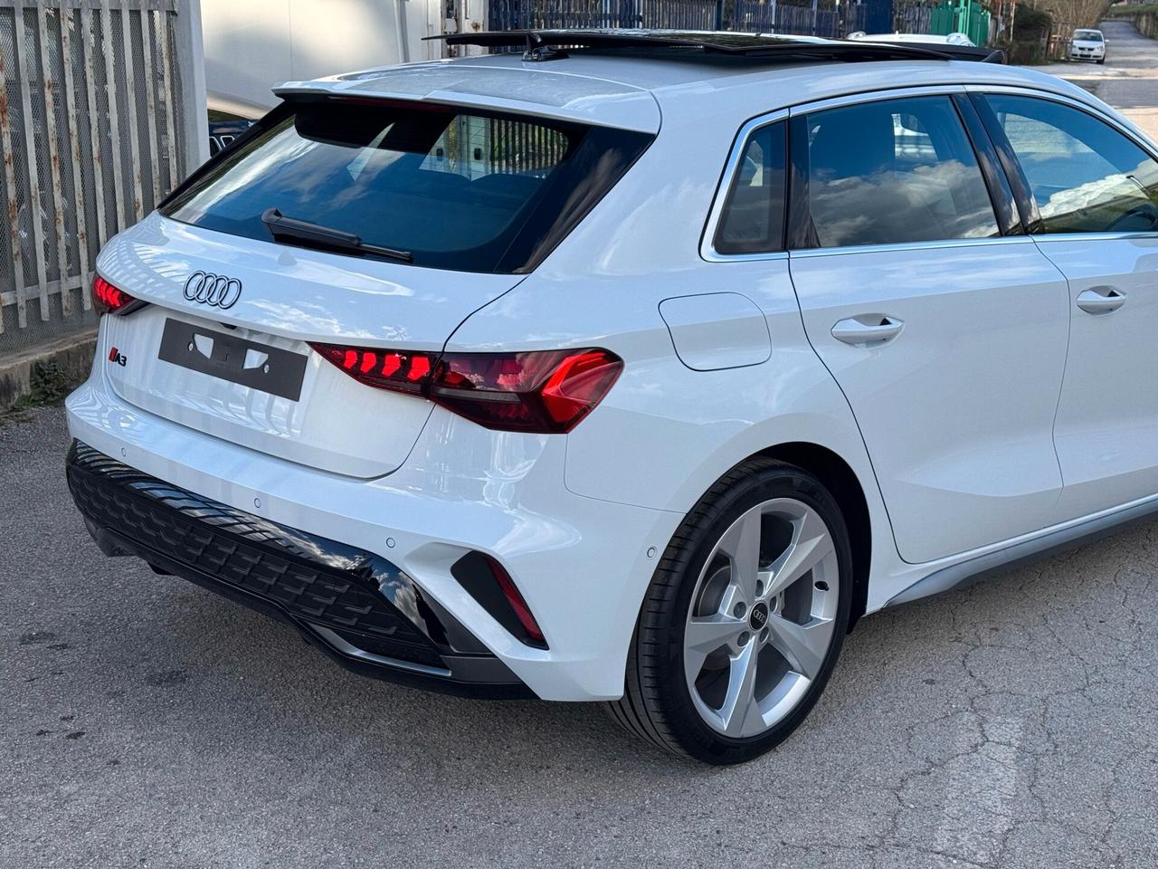 Audi A3 SPB 35 TDI S tronic S line edition
