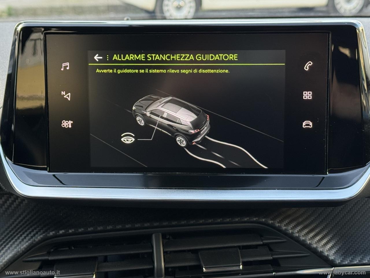 PEUGEOT 2008 BlueHDi 110 S&S Allure