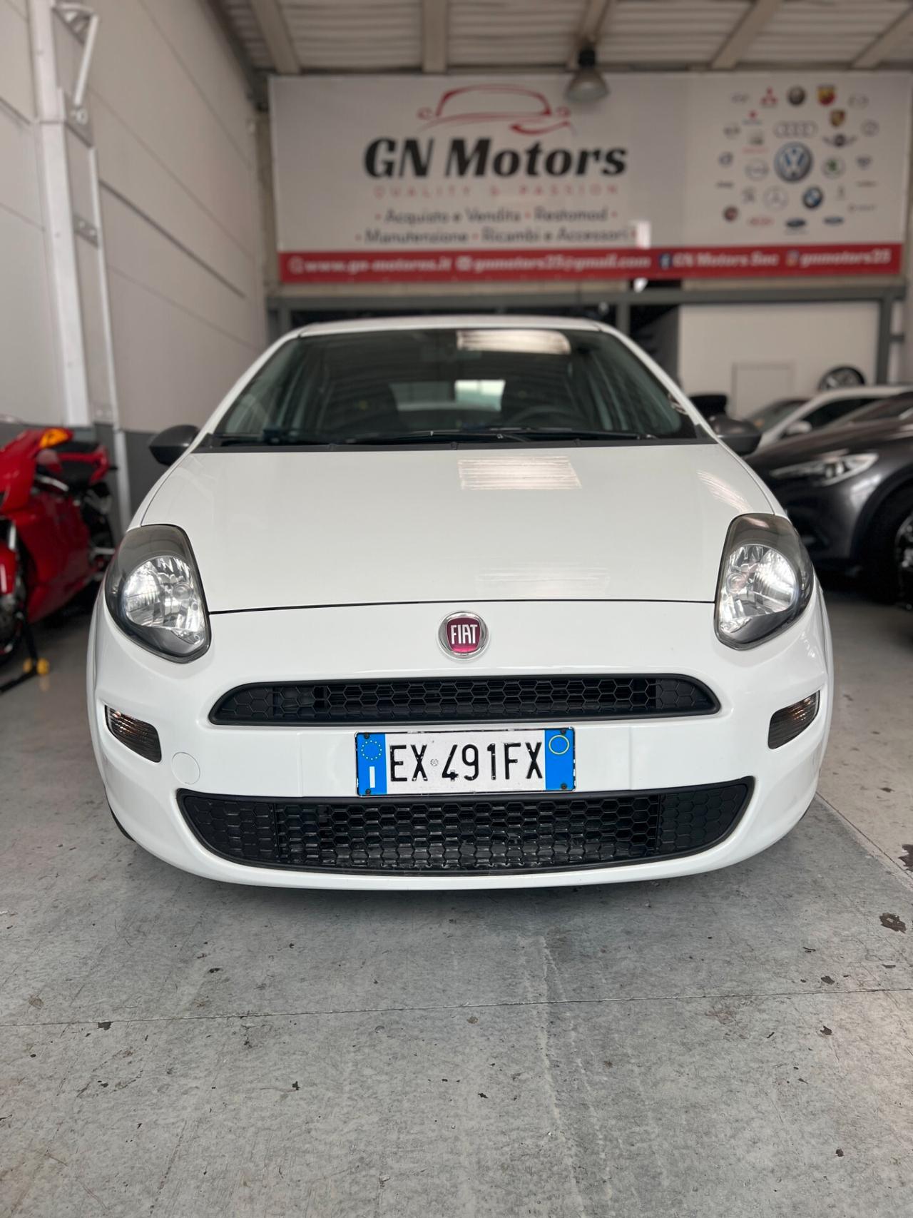 Fiat Punto 1.2 16V 5 porte Young NEOPATENTATI