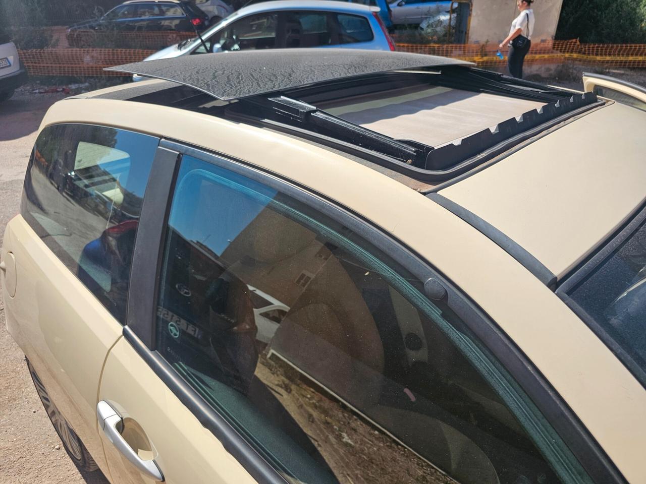 Lancia Ypsilon Platino