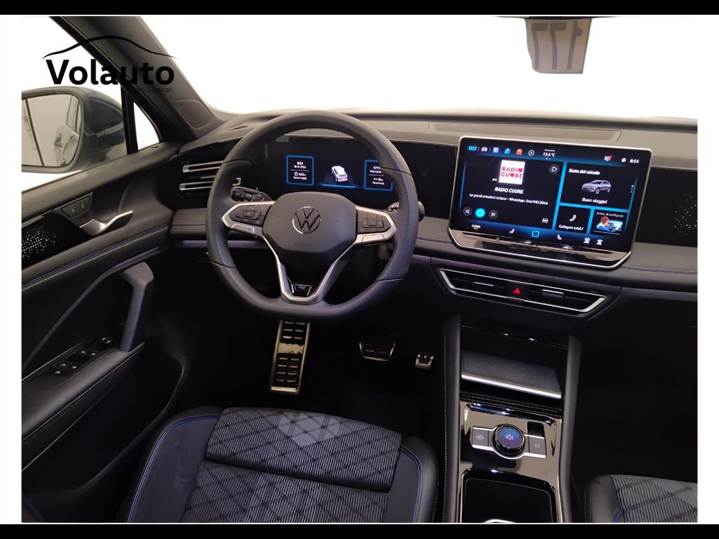 VOLKSWAGEN Tiguan III 2024 - Tiguan 2.0 tdi R-Line 150cv dsg