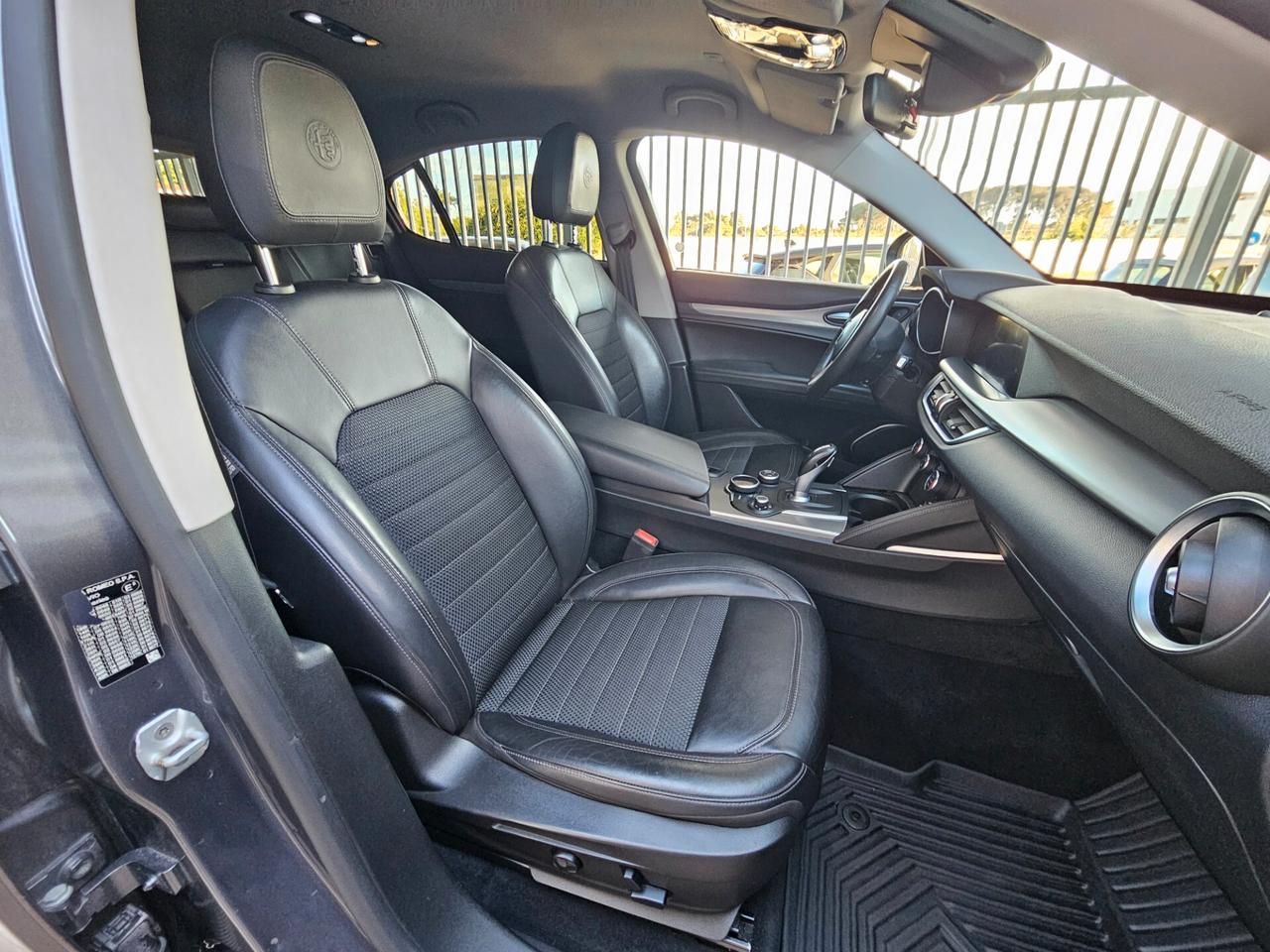 Alfa Romeo Stelvio 2.2 Turbodiesel 210 CV AT8 Q4 Super