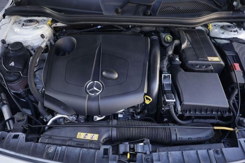 Mercedes-Benz GLA Mercedes-Benz GLA 200 CDI Automatic Sport 100KW ANNO 2015