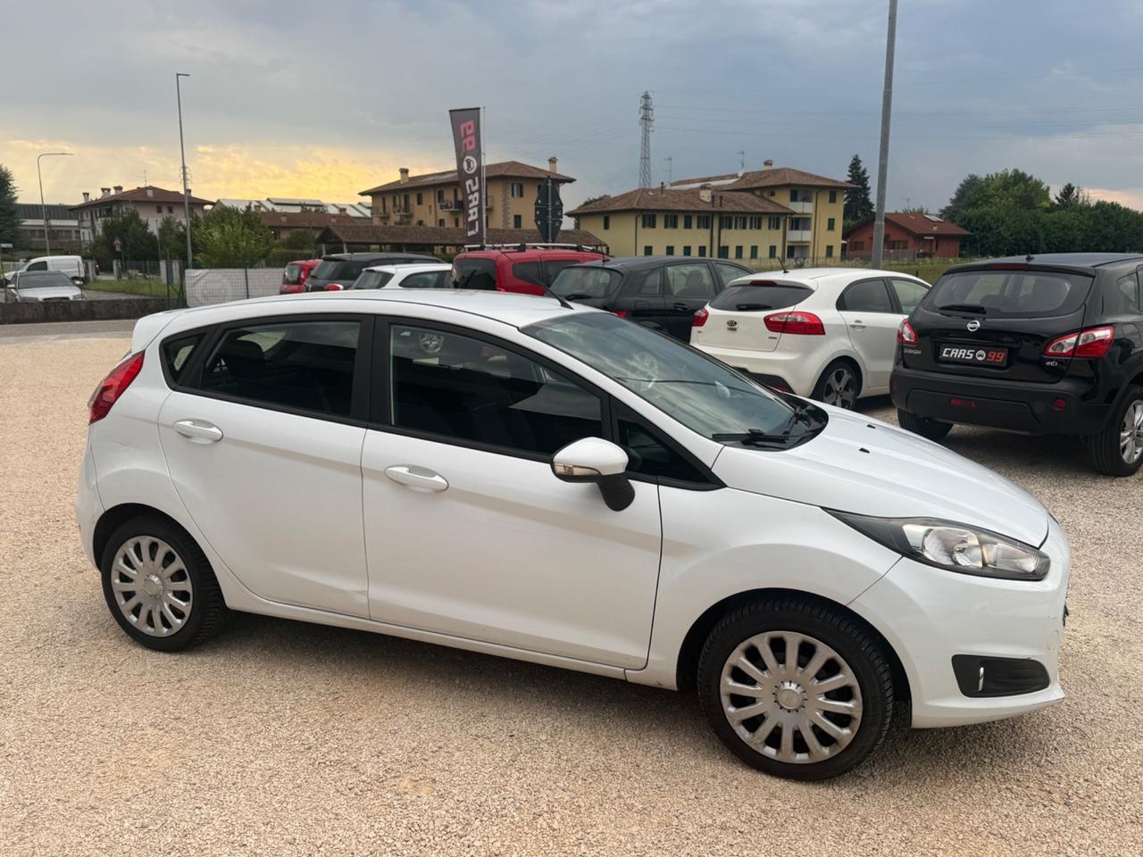 Ford Fiesta 1.5 TDCi 75CV 5 porte Business