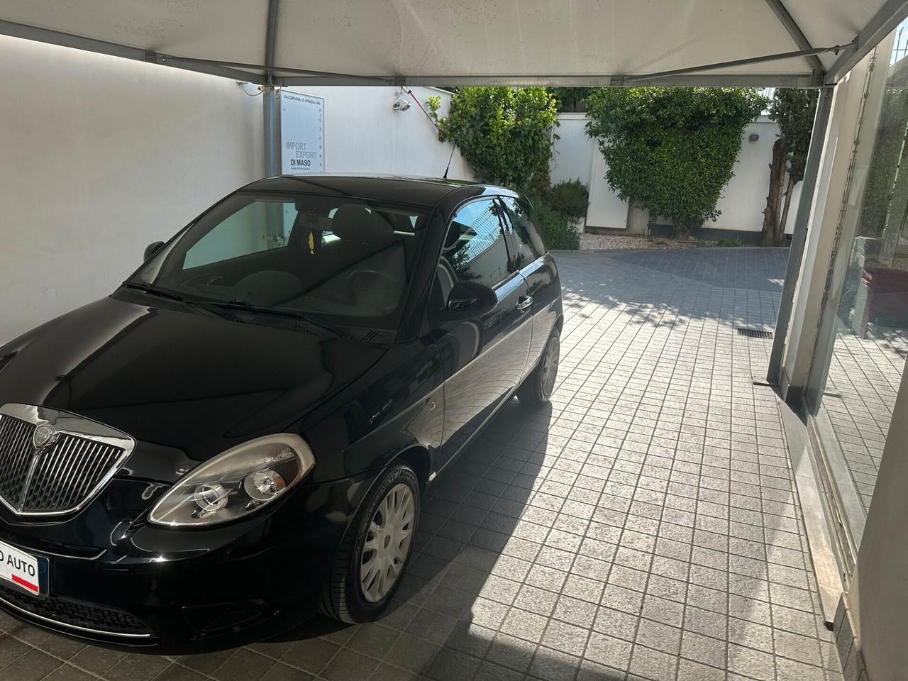 Lancia Ypsilon 1.3 MJT 75 CV Elle