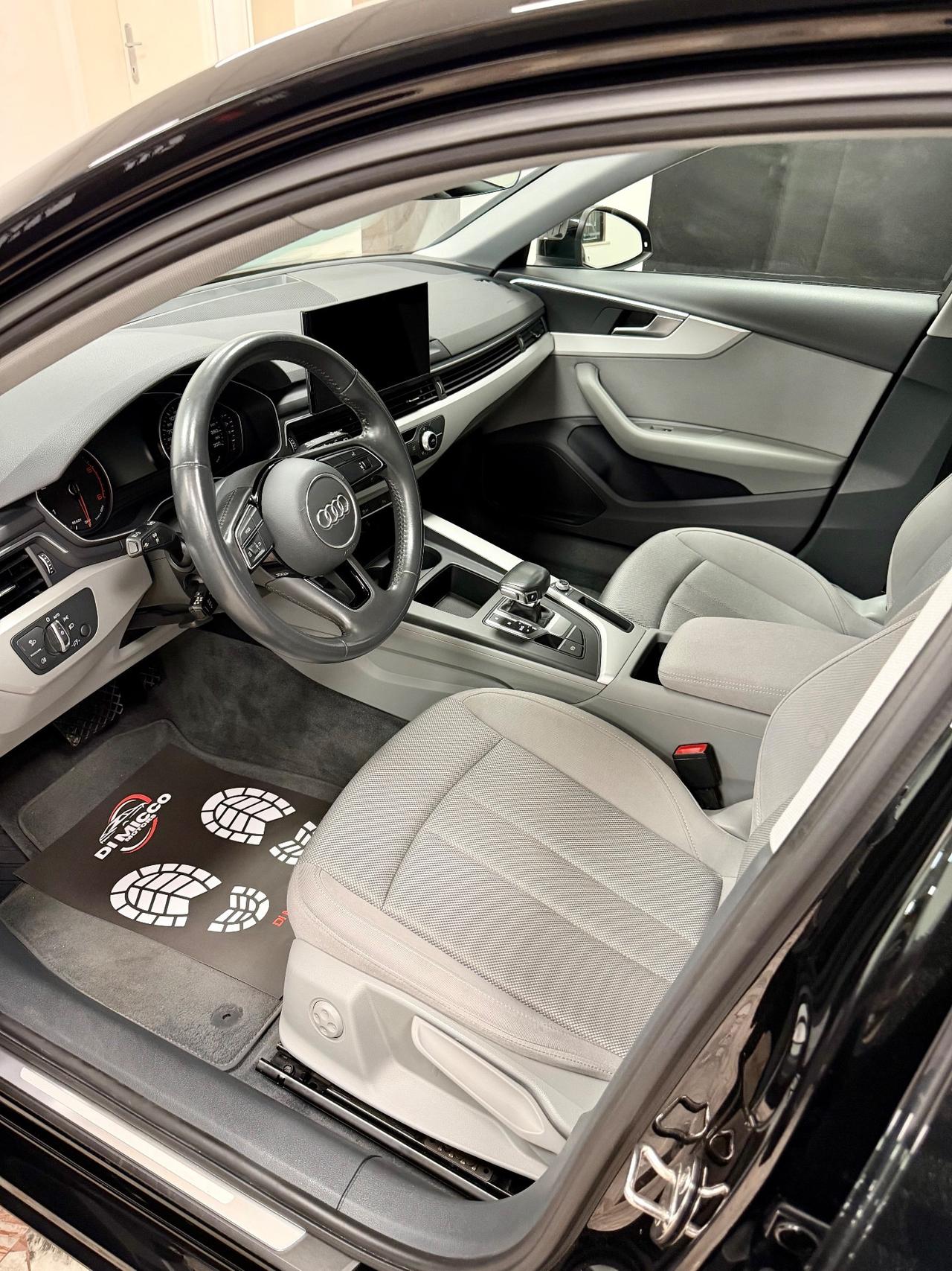 Audi A4 Avant 30 TDI/136 CV S tronic Business Advanced