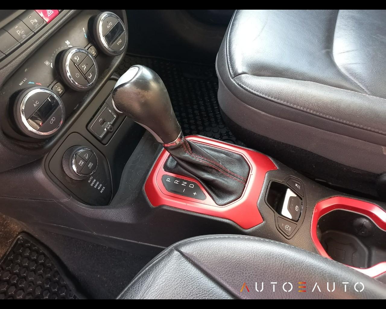 JEEP Renegade - Renegade 2.0 mjt Trailhawk 4wd 170cv auto