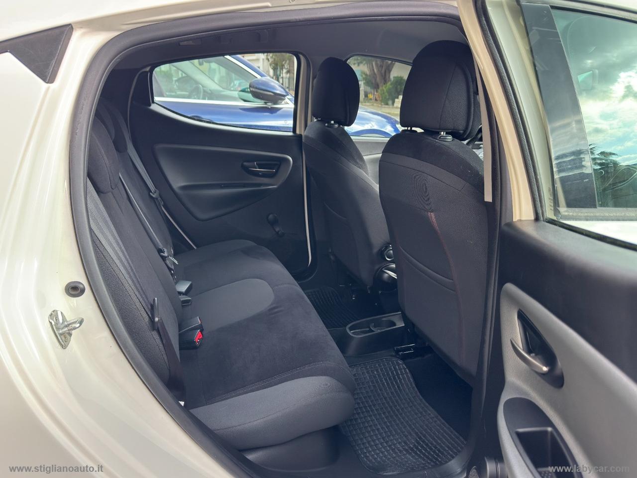 LANCIA Ypsilon 1.2 69 CV 5p.