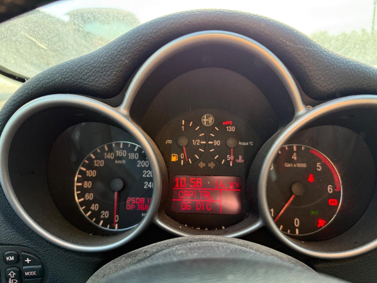 Alfa Romeo 147 1.9 JTD 16V