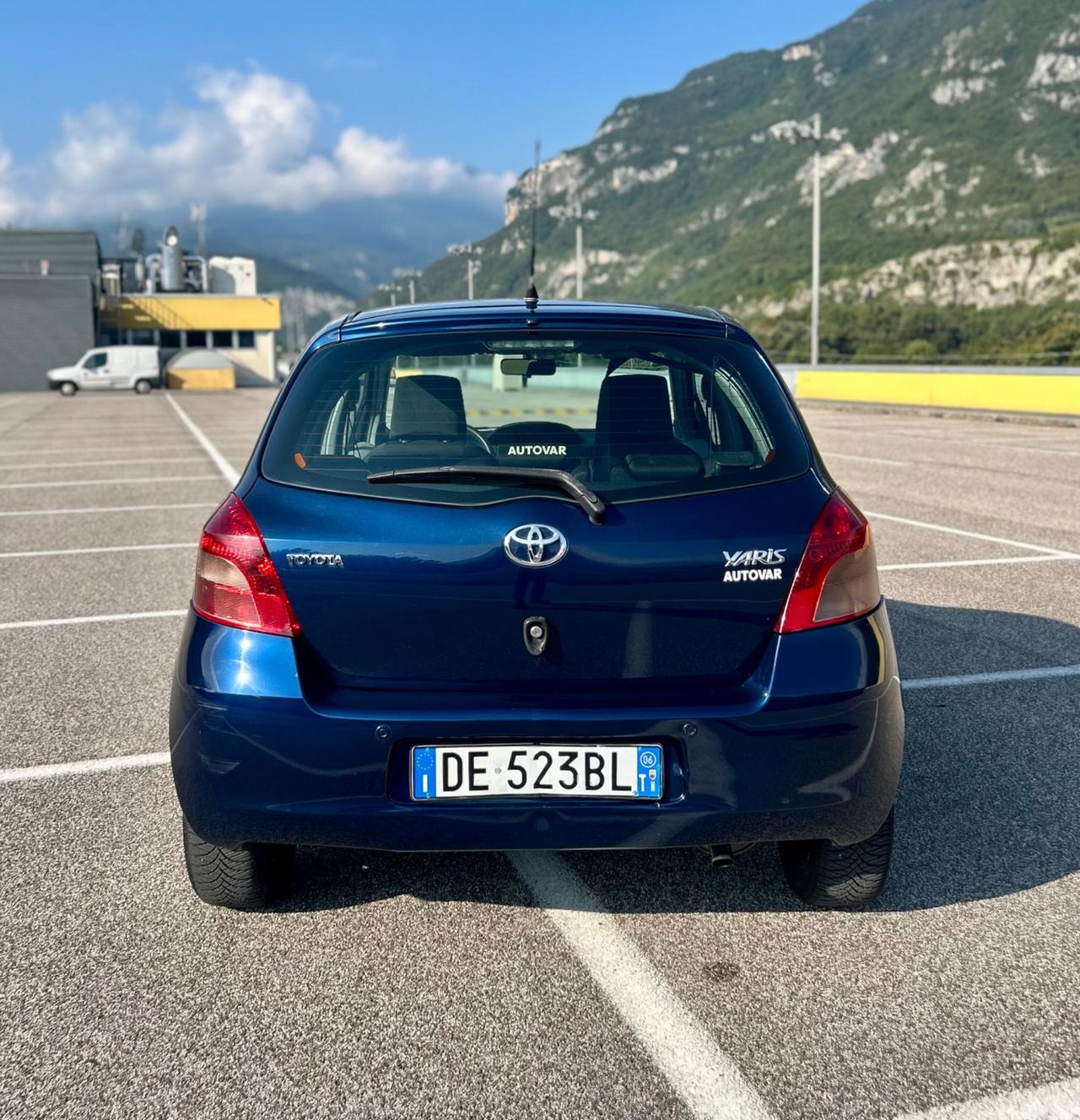 Toyota Yaris 1.3 5 porte Ed. Luna Neopatentati