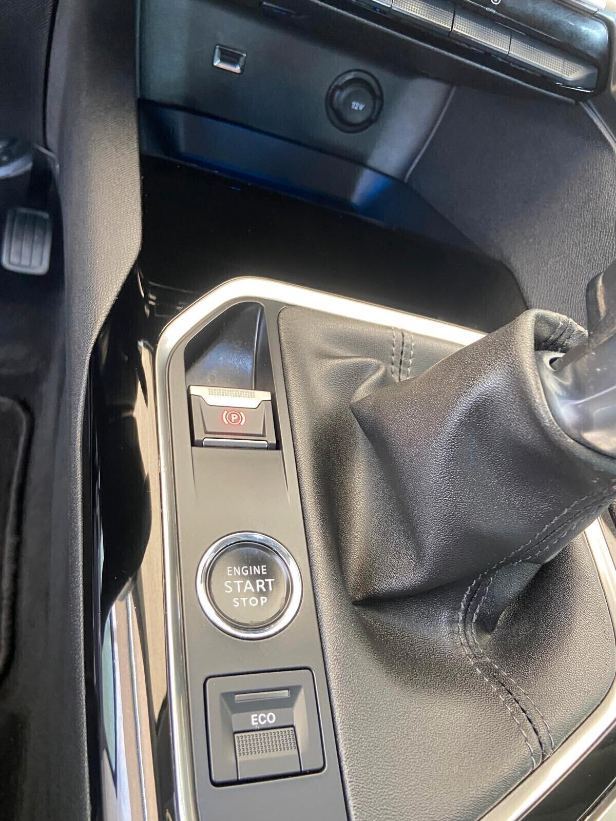 Peugeot 3008 BlueHDi 130 S&S Active