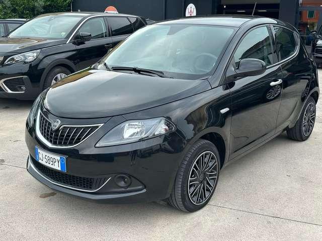 Lancia Ypsilon 1.0 firefly hybrid Gold Plus s&s 70cv 5p.ti