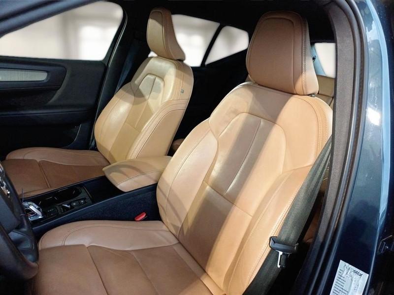 VOLVO XC40 T5 PLUG-IN HYBRID AUTO RECHARGE INSCR. 5 PORTE SUV