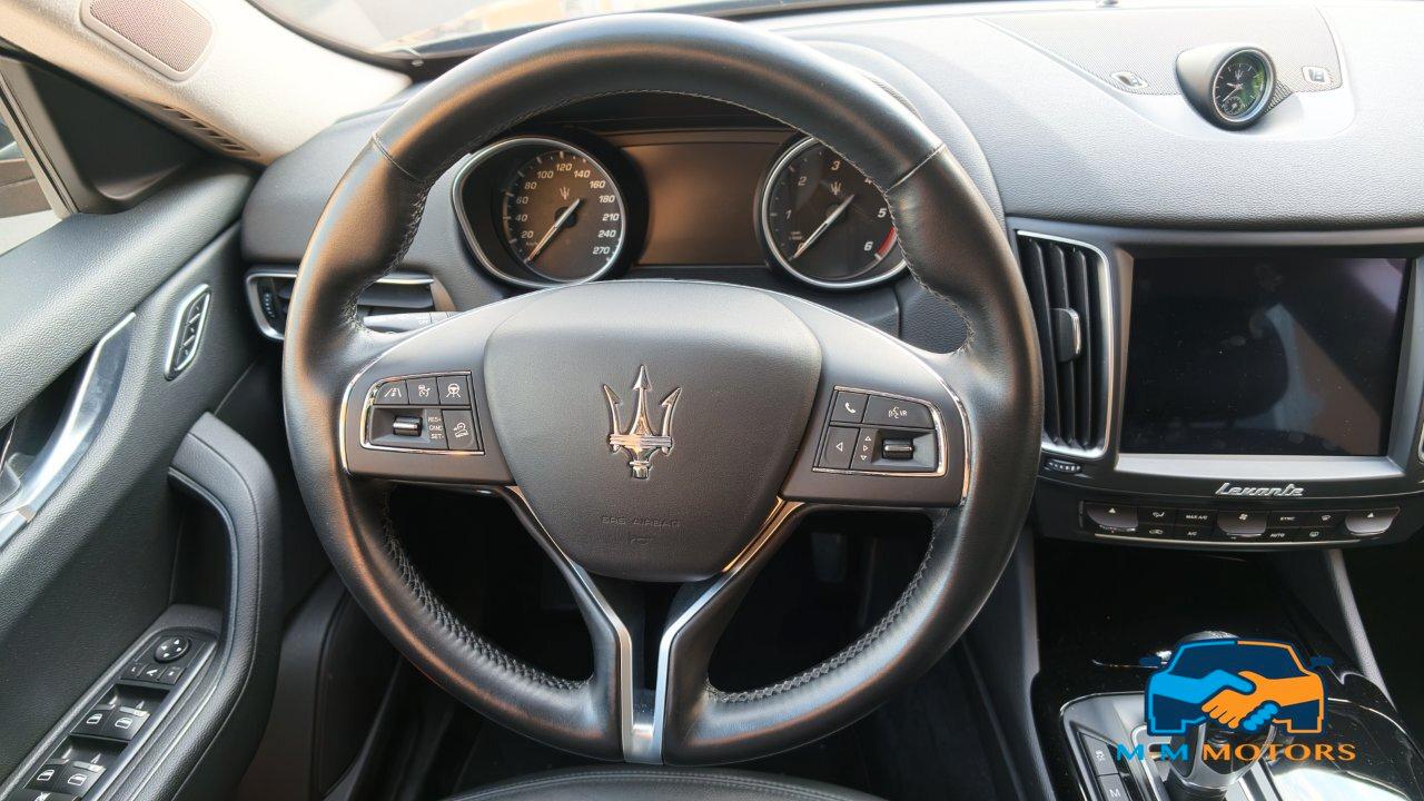 Maserati Levante 3.0 V6 Granlusso 250cv auto