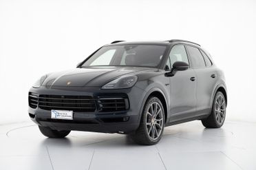 Porsche Cayenne 3.0 V6 E-Hybrid Platinum Edition