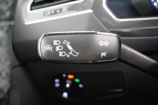 VOLKSWAGEN Tiguan 2.0 TDI SCR DSG 4MOTION Sport BMT