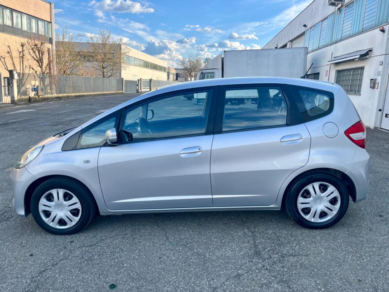 Honda Jazz 1.2benz 2013 95.000km per neopatentati