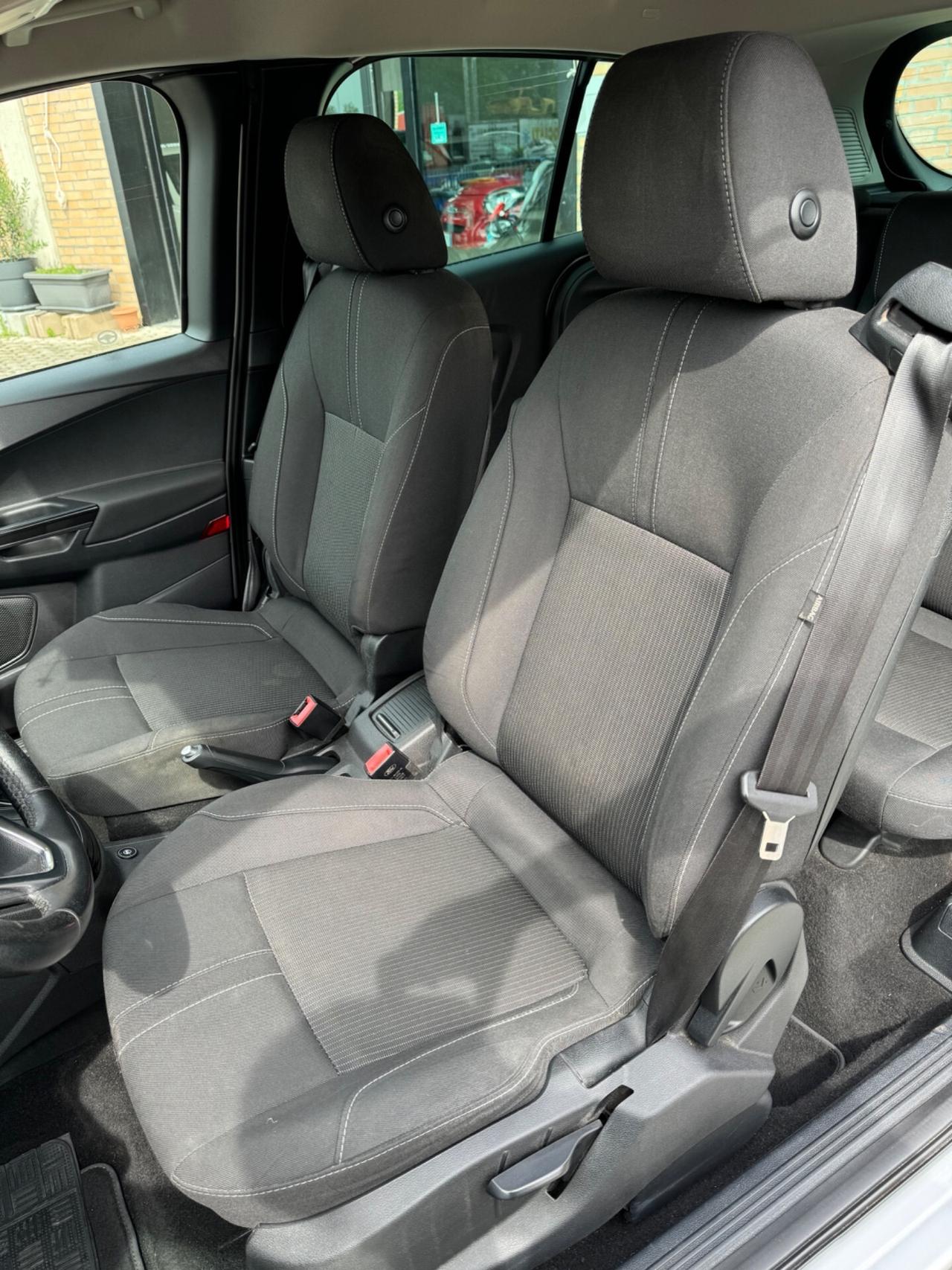 Ford B-Max 1.6 105 CV Powershift Titanium
