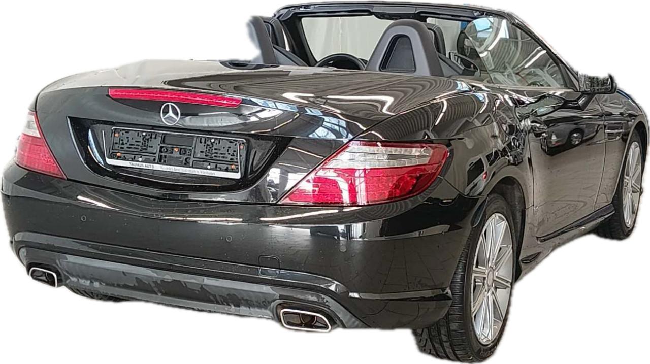 Mercedes-Benz SLK 200 184cv Amg 19.000KM