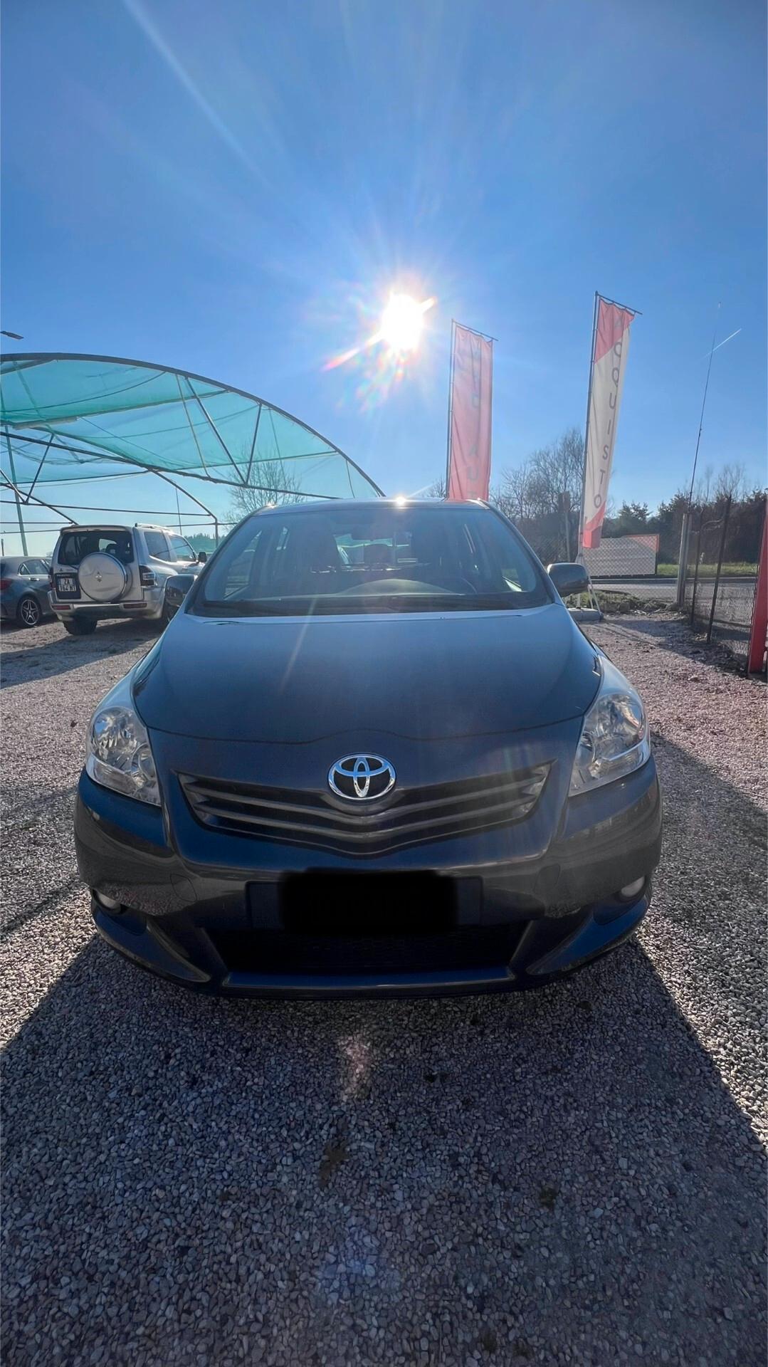 Toyota Verso 1.6 Sol