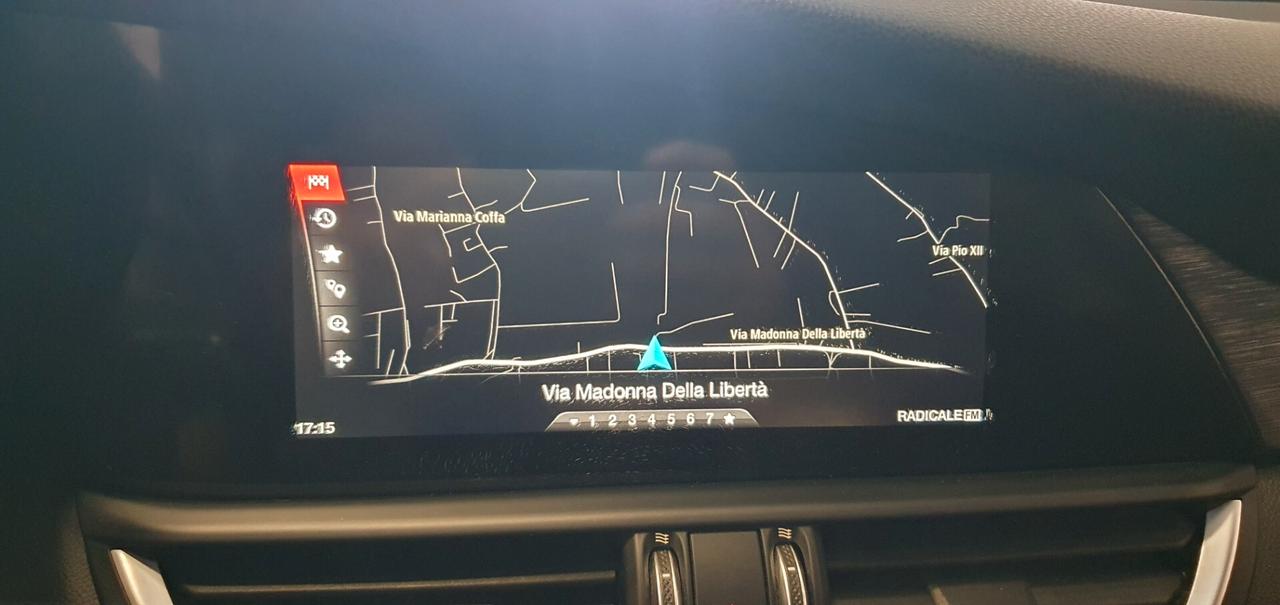 Alfa Romeo Giulia 2.2 JTDM 160 CV B-Tech doppio tetto apribile
