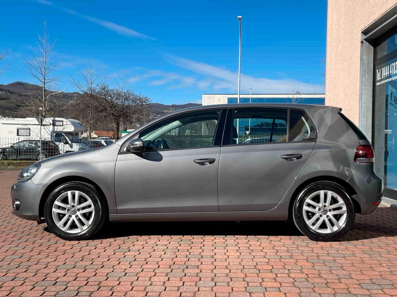 Volkswagen Golf 1.6 TDI DPF 5p. Highline NEOPATENTATI