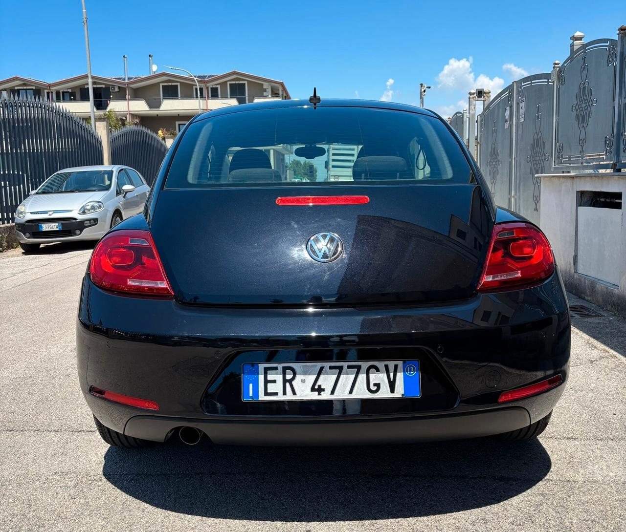 Volkswagen Maggiolino 1.6 TDI Design ANNO 2012