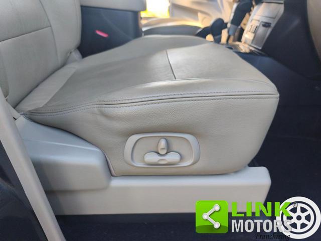 MITSUBISHI Pajero 3.2 DI-DC 200 CV 16V aut. 5p. Instyle DPF