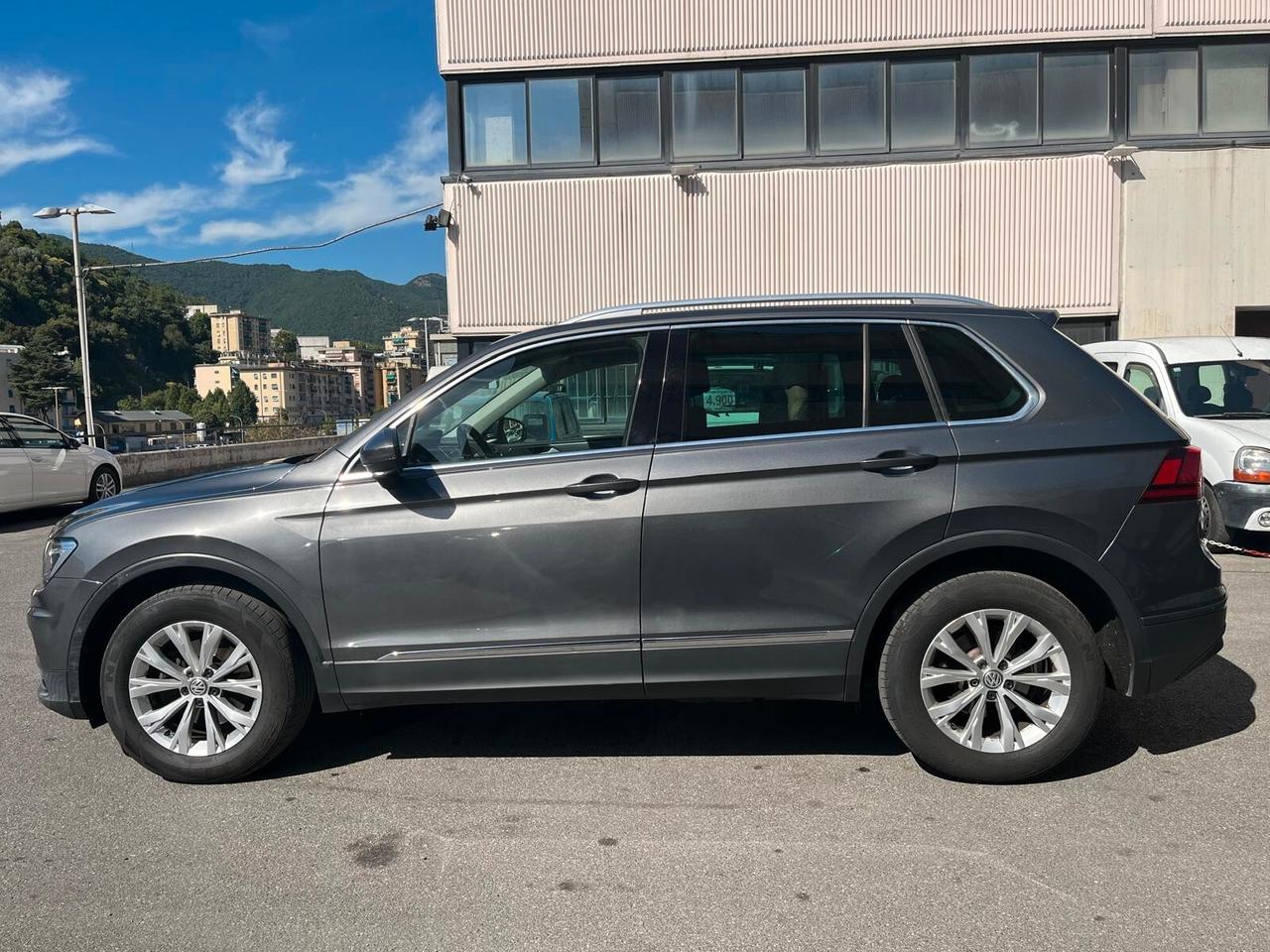 Volkswagen Tiguan 2.0 TDI SCR DSG 4MOTION Executive BMT