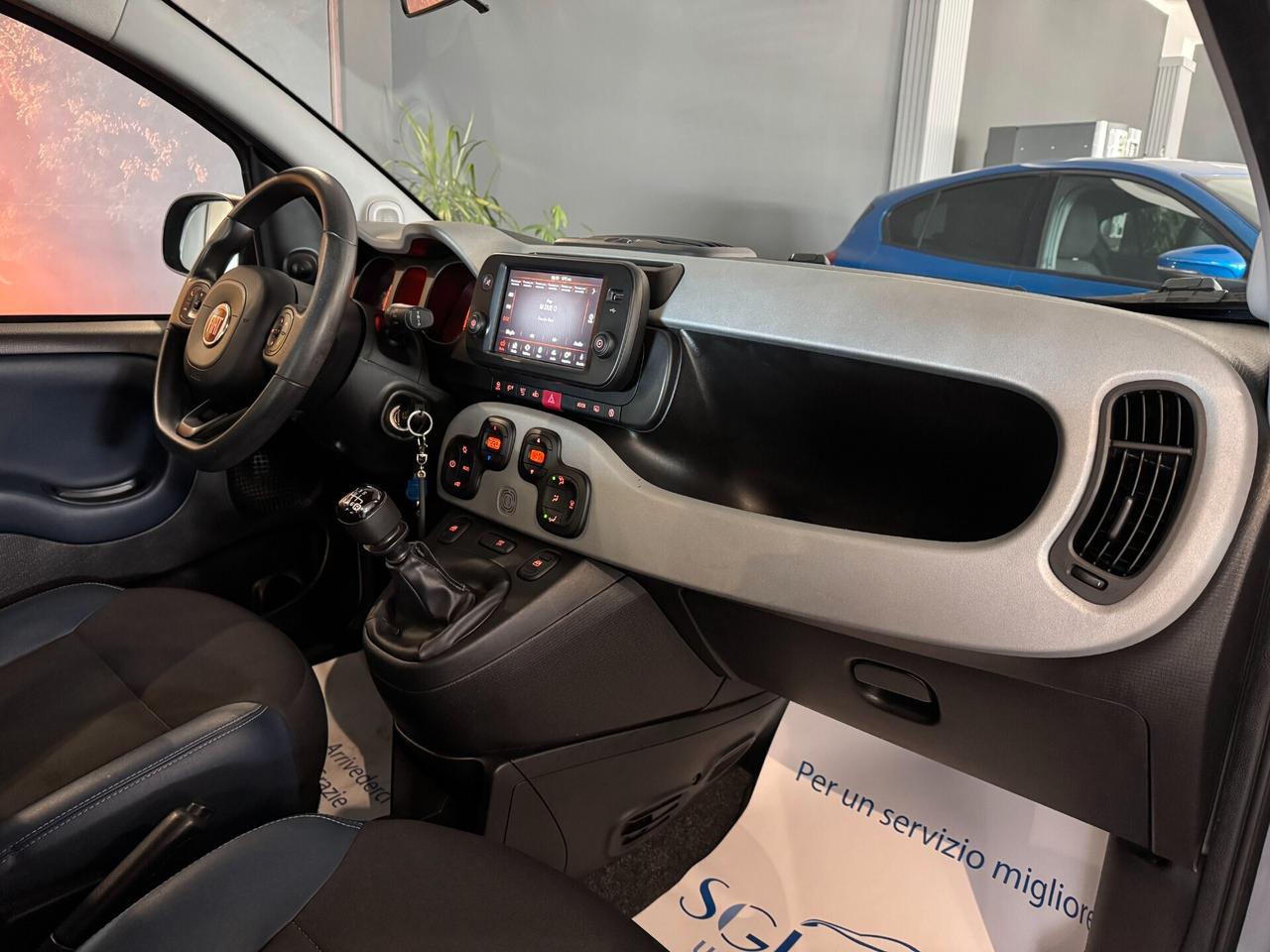 FIAT PANDA 1.0 FIREFLY HYBRID CROSS 2021