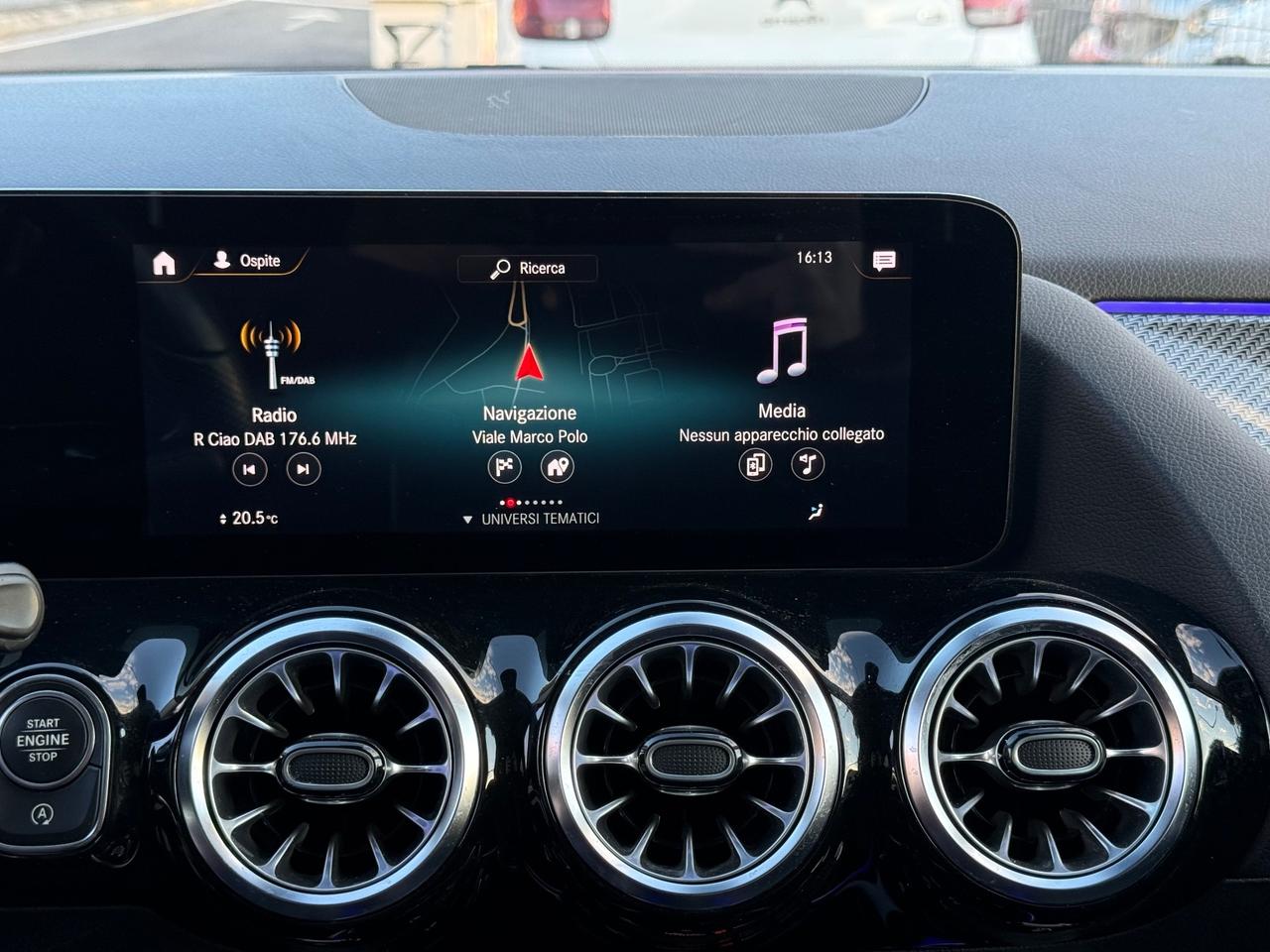 Mercedes-benz GLA 200 d Automatic Premium Amg Pack Night