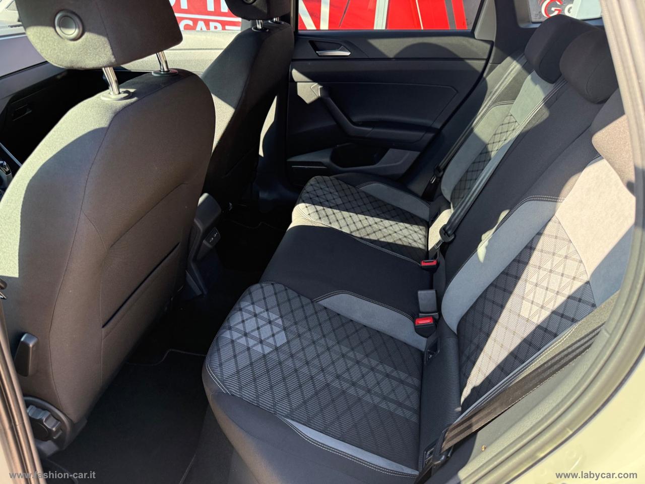 VOLKSWAGEN Taigo 1.0 TSI 110 CV DSG R-Line
