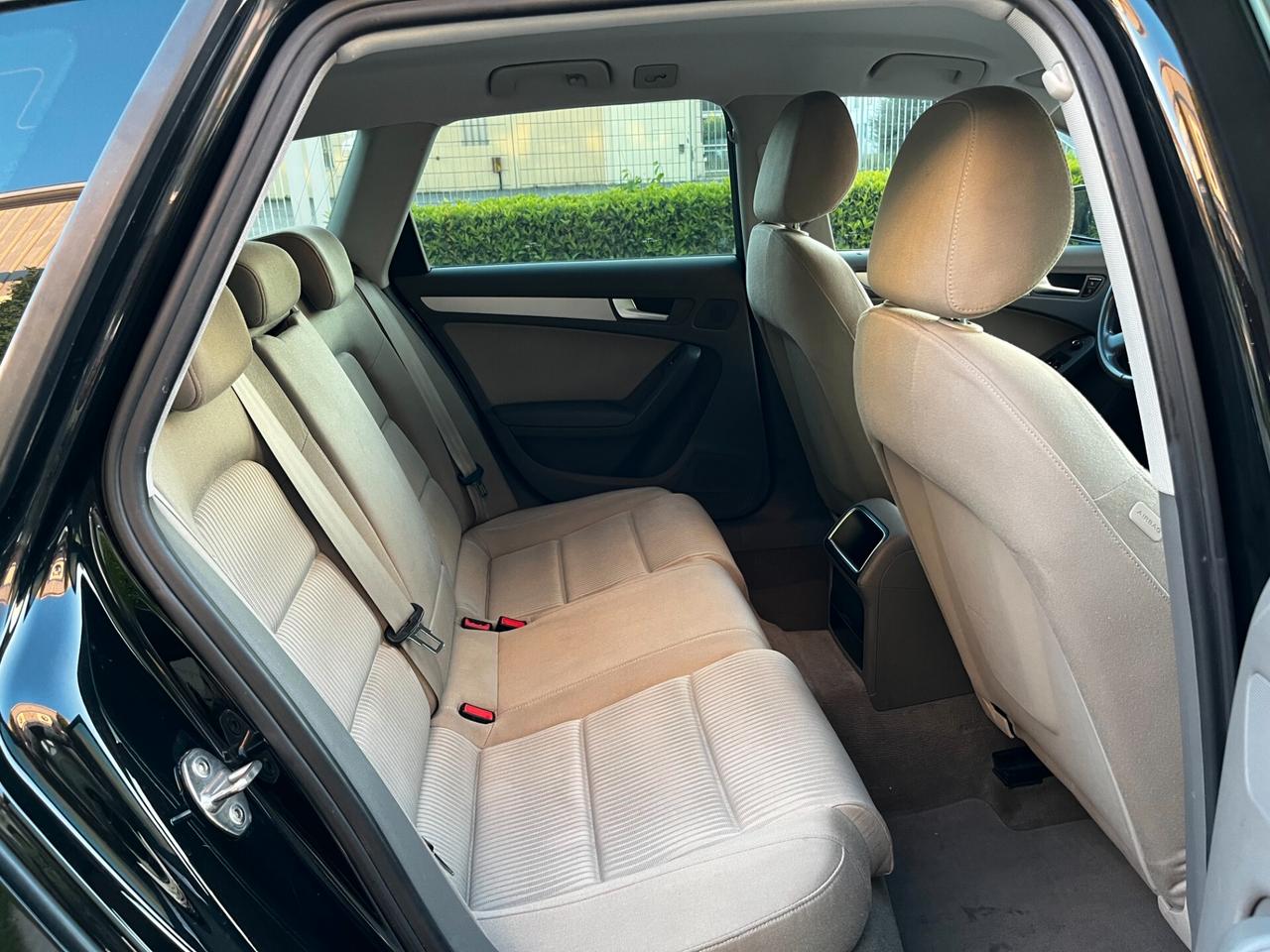 Audi A4 Avant 2.0 TDI 143CV F.AP. SLine Multitronic