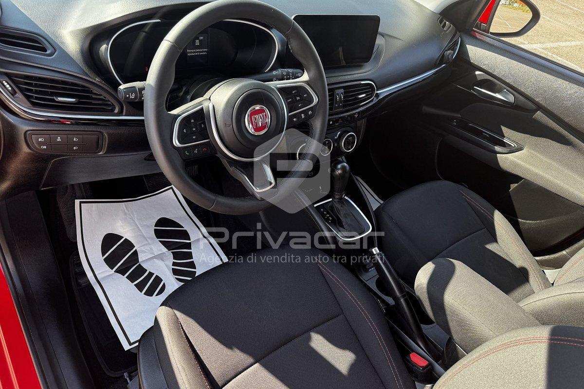 FIAT Tipo 1.5 Hybrid DCT 5 porte Red