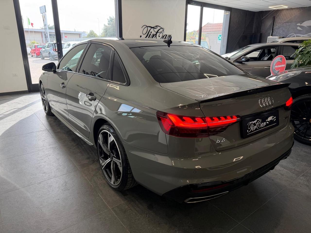 AUDI A4 BERLINA 40 TDI 2.0 MHEV S-LINE 204CV S-TRONIC QUATTRO ANNO 2022