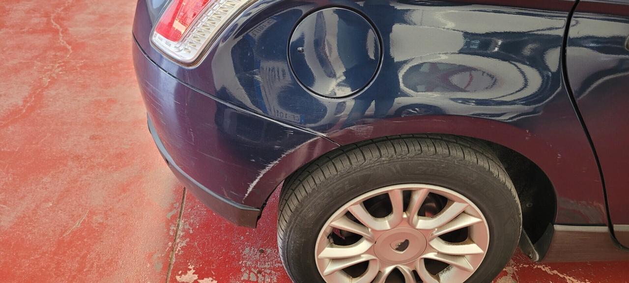 Lancia Delta 1.9 MJT Twinturbo DPF Oro